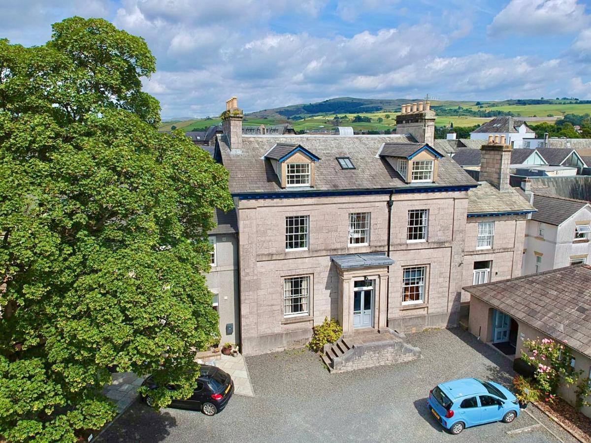 Beautiful Cottage In The Heart Of Kendal Esterno foto